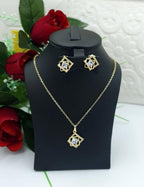 Modern Geometric Interlocking Square Solitaire Set (Gold Tone)