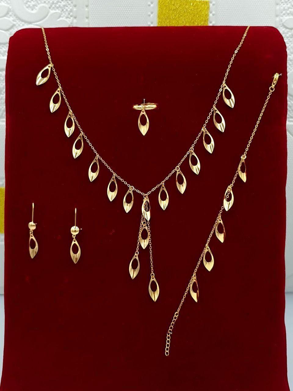 Golden Leaf Motif 4-Piece Jewelry Set (Necklace, Bracelet, Ring, Earrings)