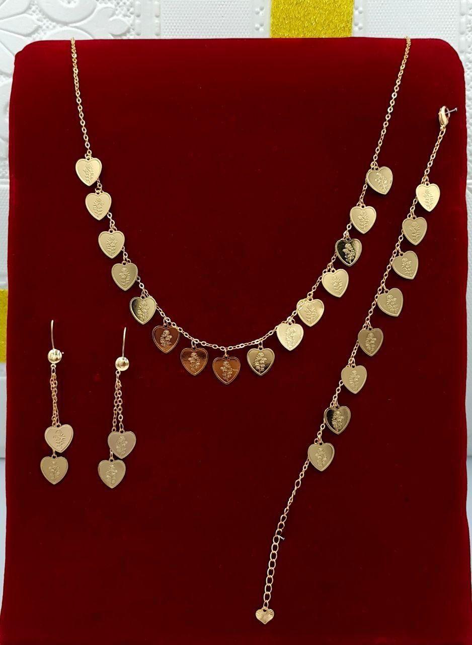 Engraved Rose Heart Motif 3-Piece Jewelry Set (Necklace, Bracelet, Earrings)