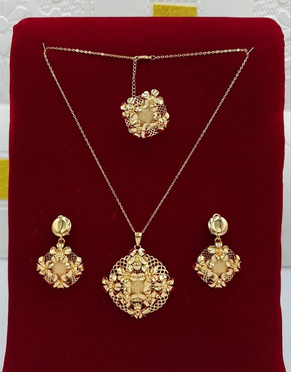 Royal Floral Filigree Rhombus 3-Piece Set (Necklace, Earrings, Ring)