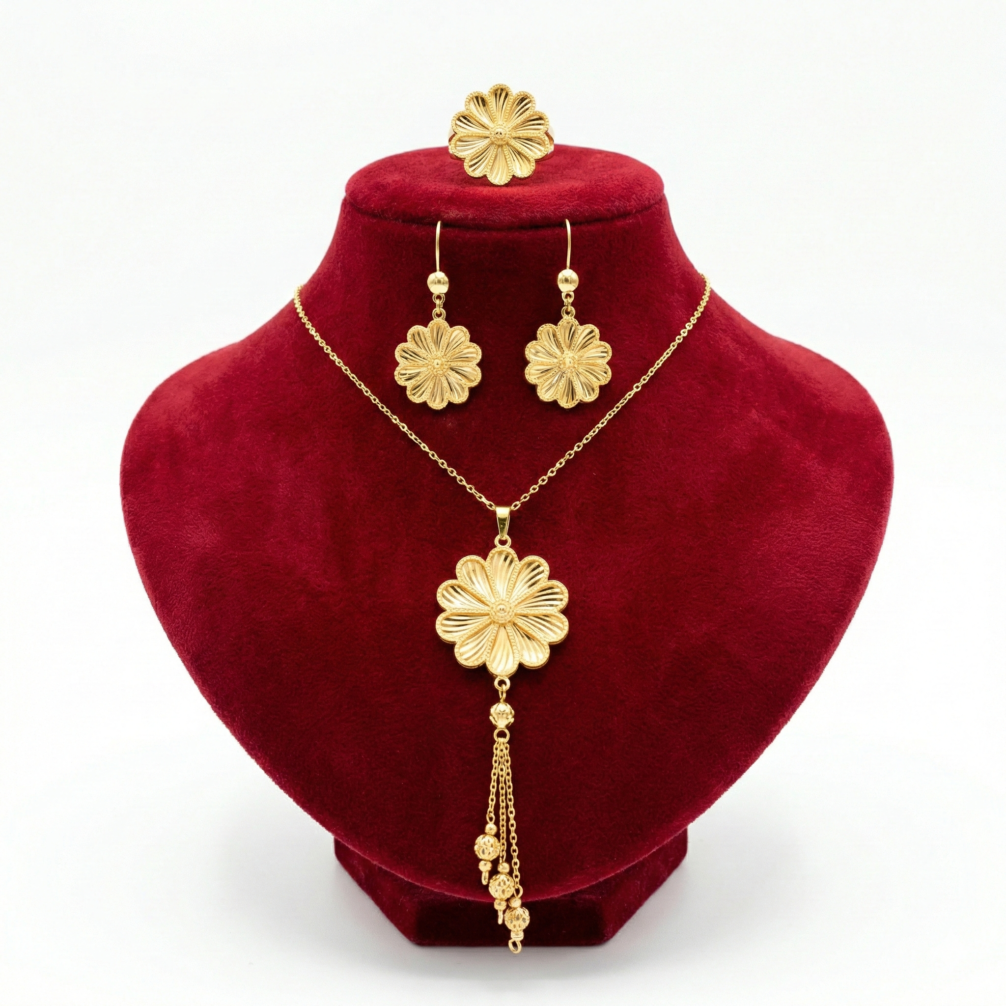 Royal Golden Daisy Tassel 3-Piece Set
