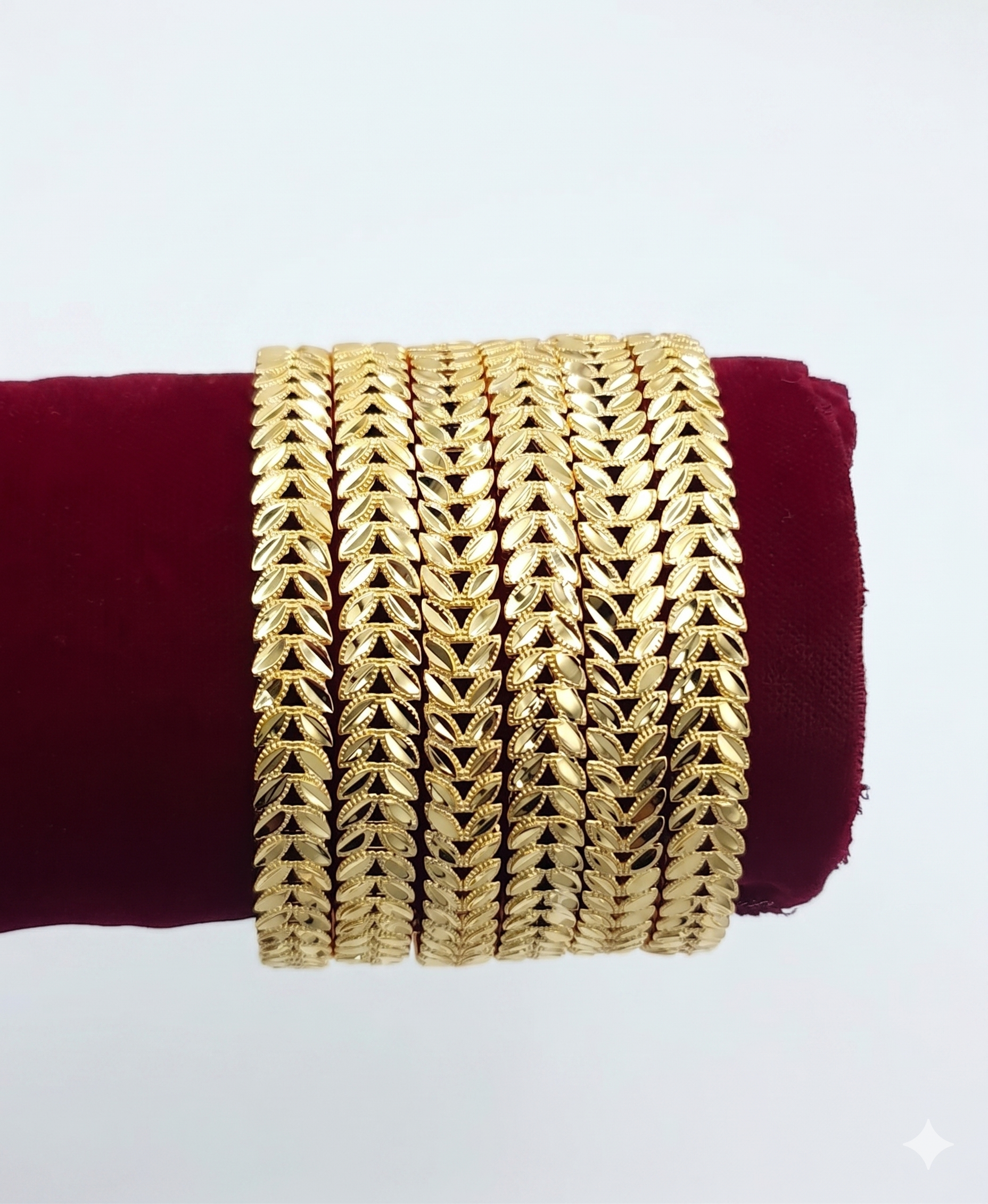 Luxurious Khaleeji Braided Leaf Gold-Tone Bangles