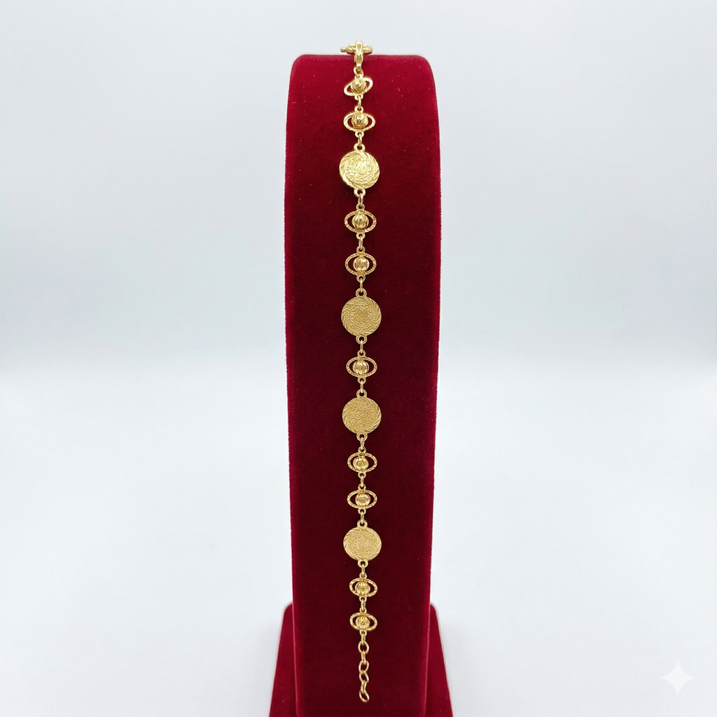 Signature Heritage Bracelet Collection: Lira, Medallion