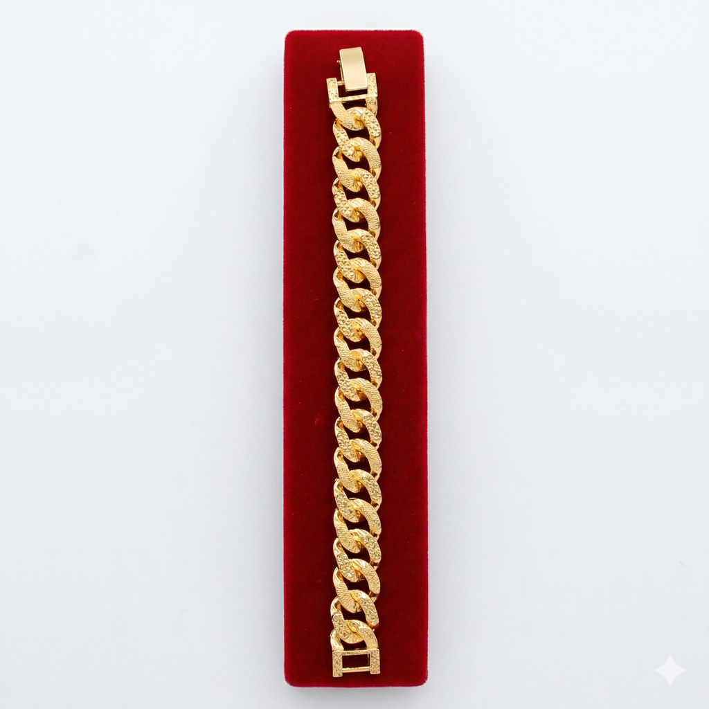 Luxurious Khaleeji Textured Gold-Tone Bracelet