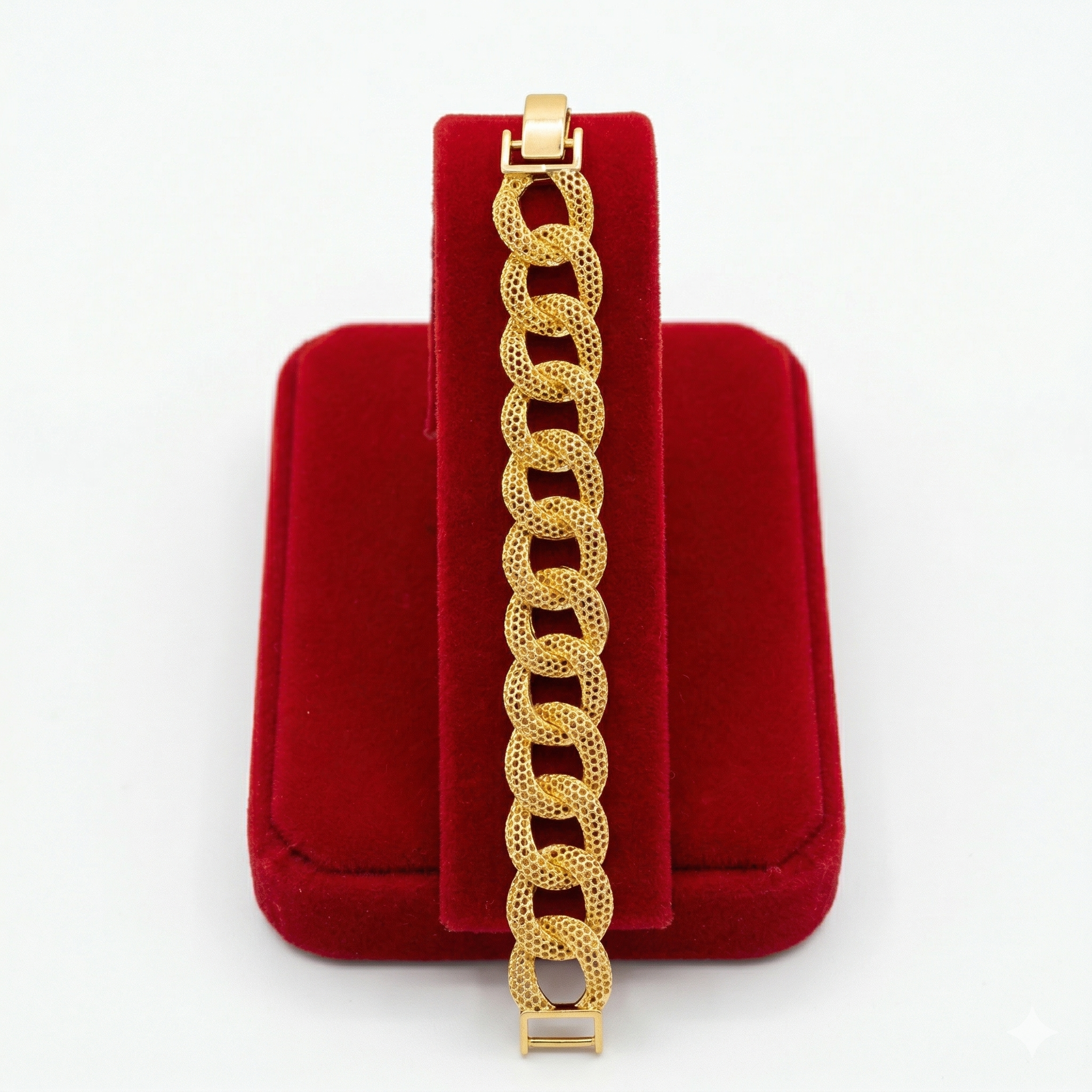 Signature Heritage Gold-Alternative Bracelet Collection