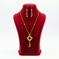 Royal Golden Scalloped Diamond Tassel Set