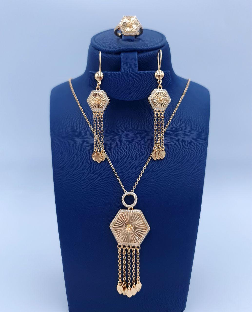 Radiant Sunburst Hexagon Tassel 3-Piece Set (Gold Tone)