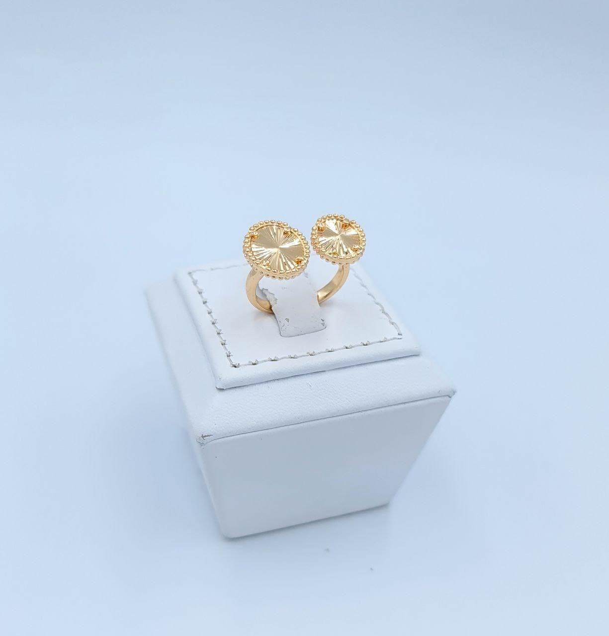 Radiant Sunburst Adjustable Dual Ring (Gold Tone)