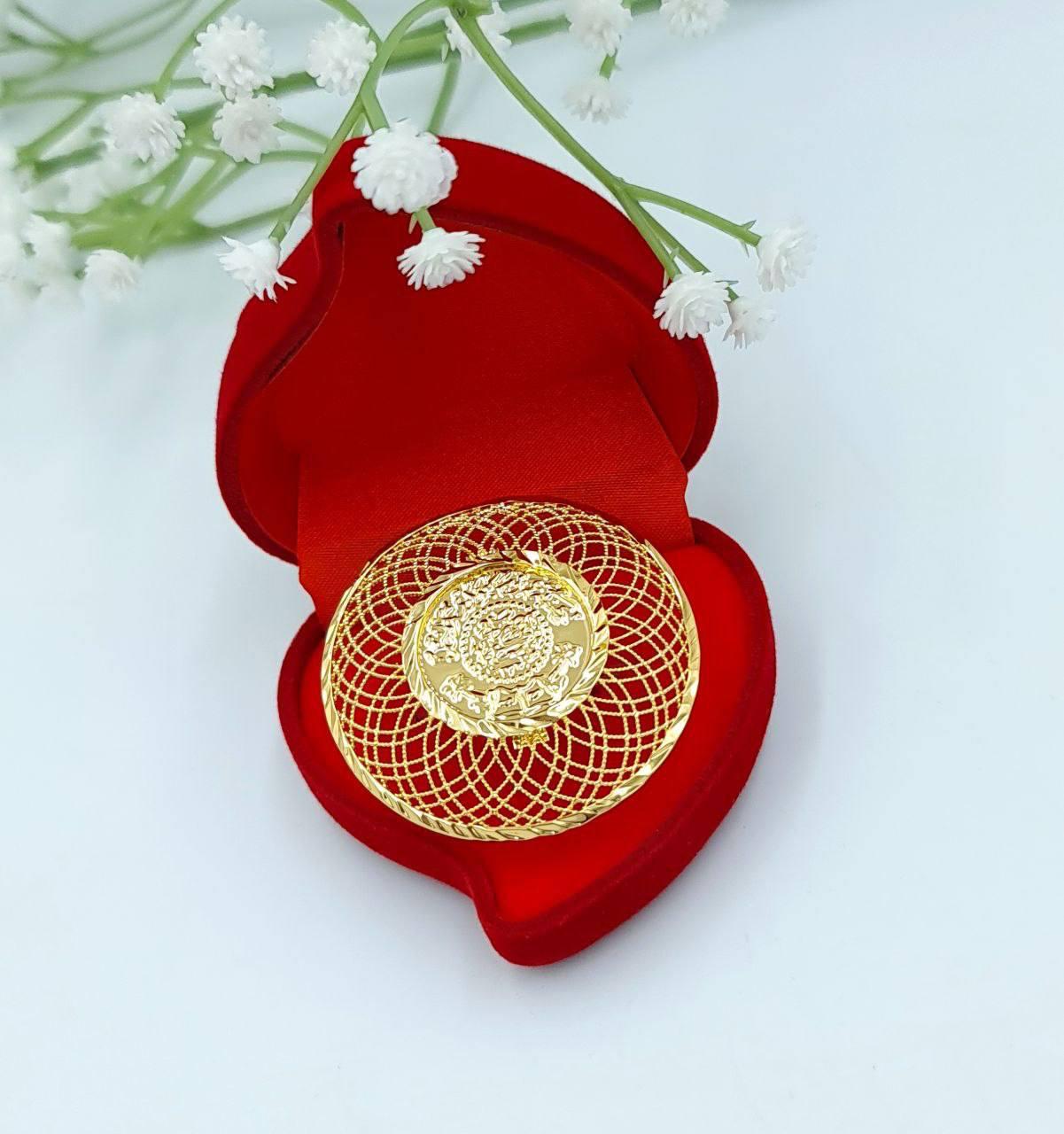 Royal Heritage Coin & Mesh Statement Ring