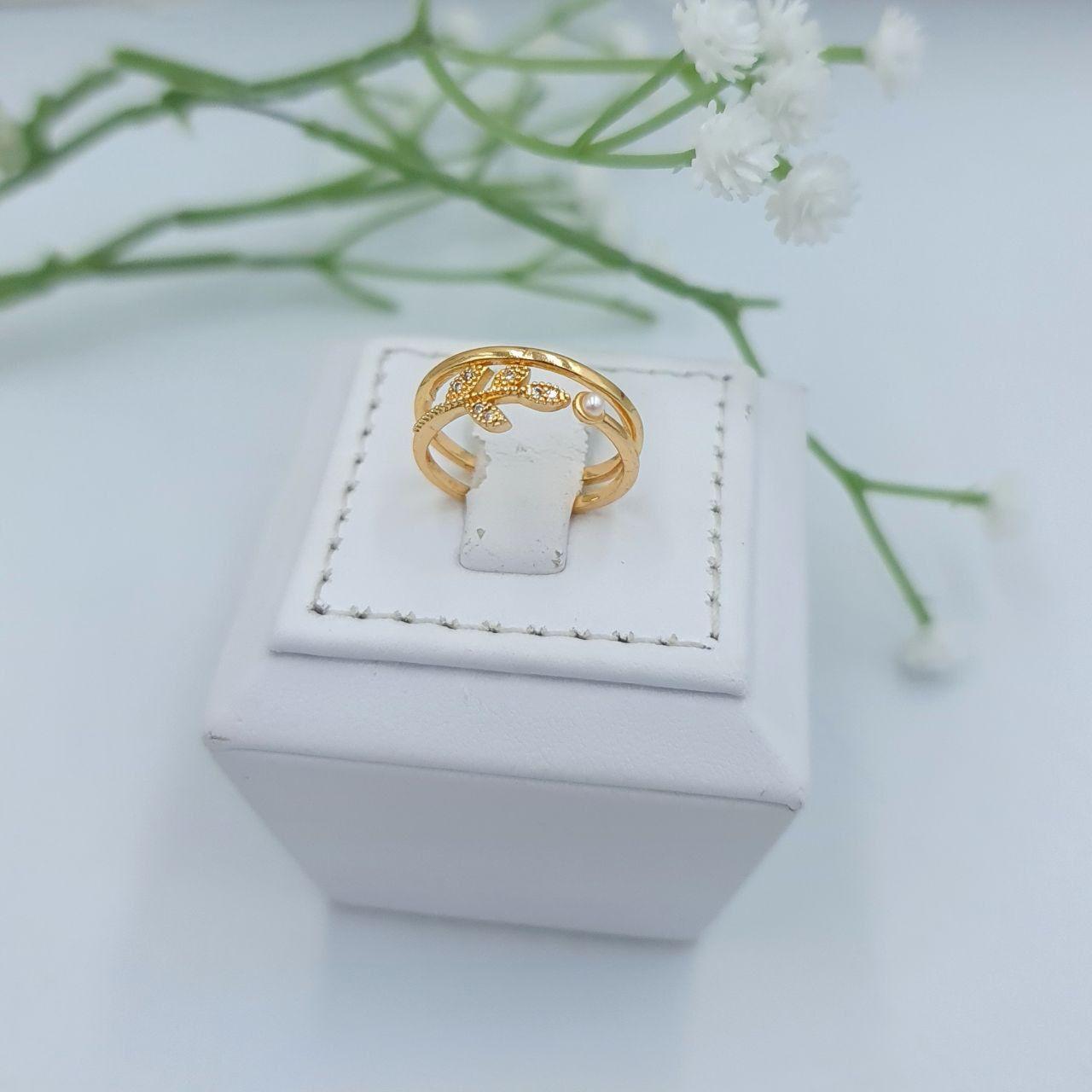 Royal Crystal Leaf & Pearl Double Band Ring (Zircon)