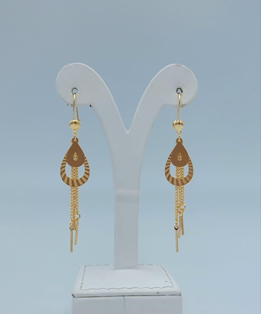 Elegant Teardrop Tassel Gold Earrings