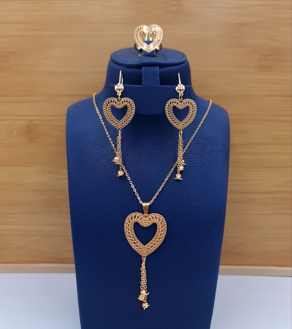 Royal Open Heart Geometric Tassel 3-Piece Set