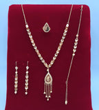 Royal Woven Chain Teardrop Rose 4-Piece Set