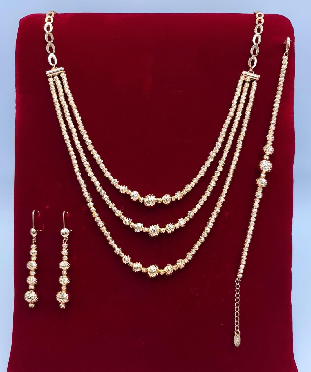 Royal Golden Open Heart Tassel 3-Piece Set