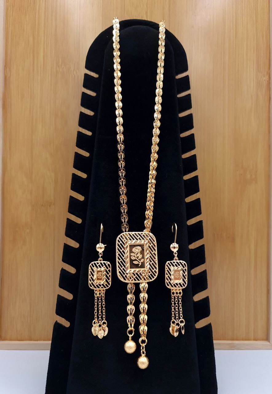 Royal Rectangular Rose Long Necklace Set