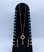 Royal Golden Scalloped Diamond Tassel Set