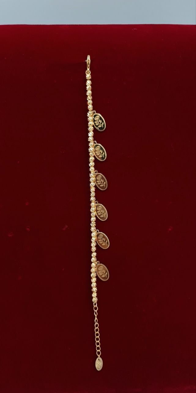 Playful Beaded Floral Charm Gold-Tone Bracelet - Image 2